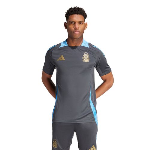 REMERA ADIDAS SELECCIÓN ARGENTINA AFA TIRO 24 DE HOMBRE