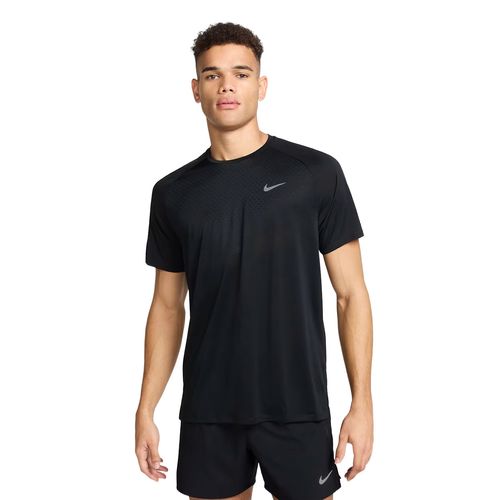 REMERA NIKE STRIDE HOMBRE