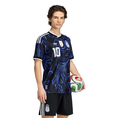CAMISETA ALTERNATIVA ADIDAS AFA SELECCION ARGENTINA 26 MESSI VERSION JUGADOR HOMBRE