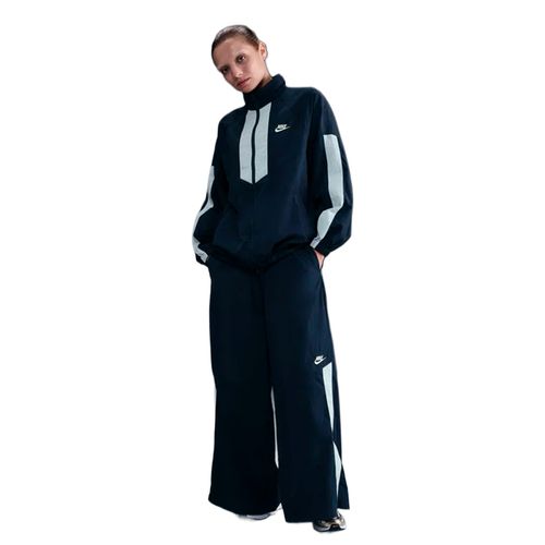 CAMPERA NIKE SPORTSWEAR WINDRUNNER MUJER